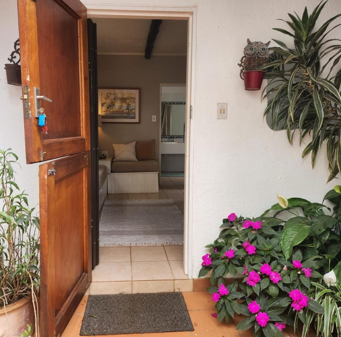 The Bardolino Artists Retreat Guest House Mbombela Luaran gambar